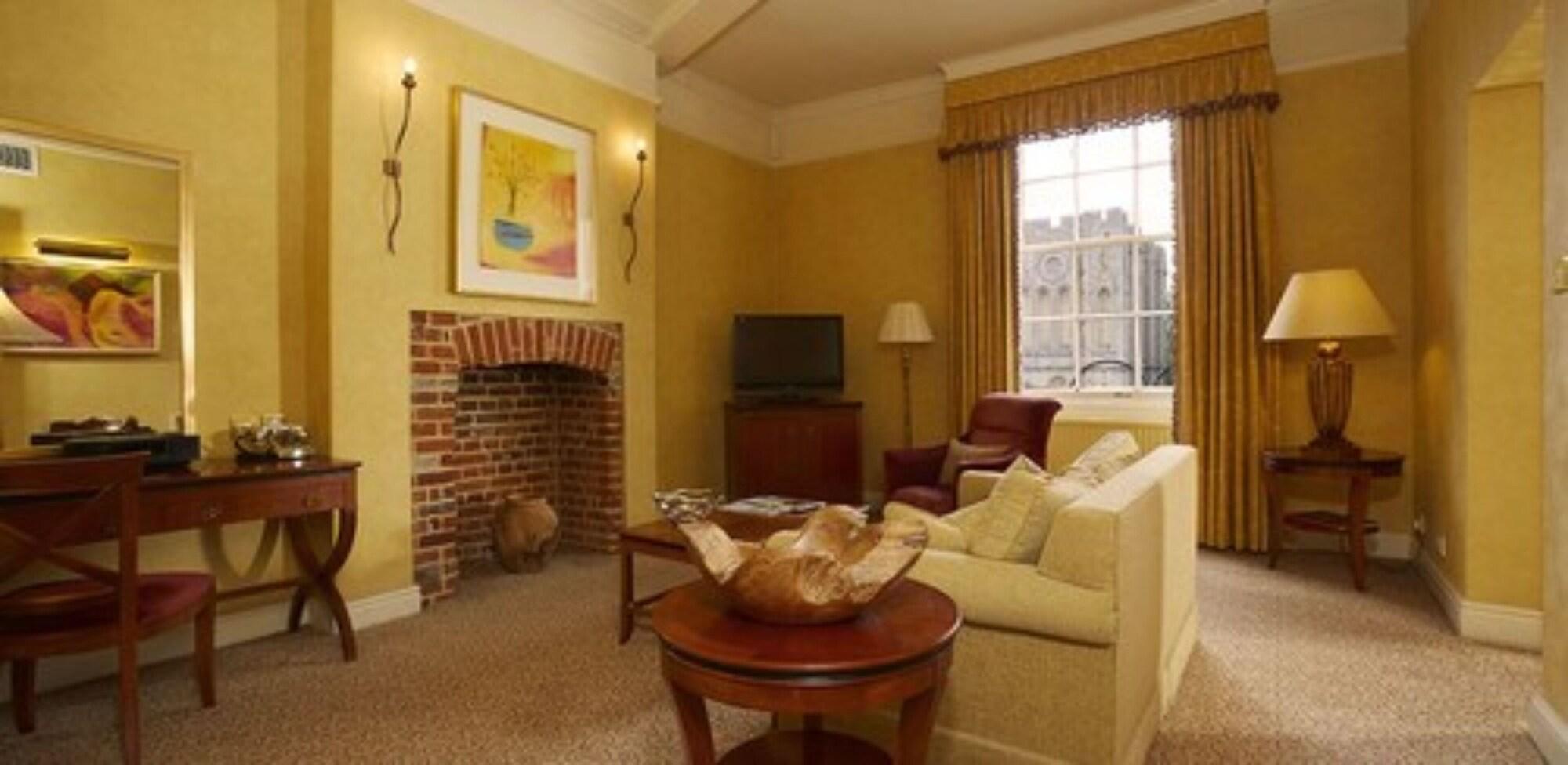 Angel Hotel Bury St. Edmunds Экстерьер фото