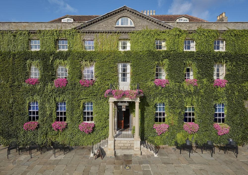 Angel Hotel Bury St. Edmunds Экстерьер фото