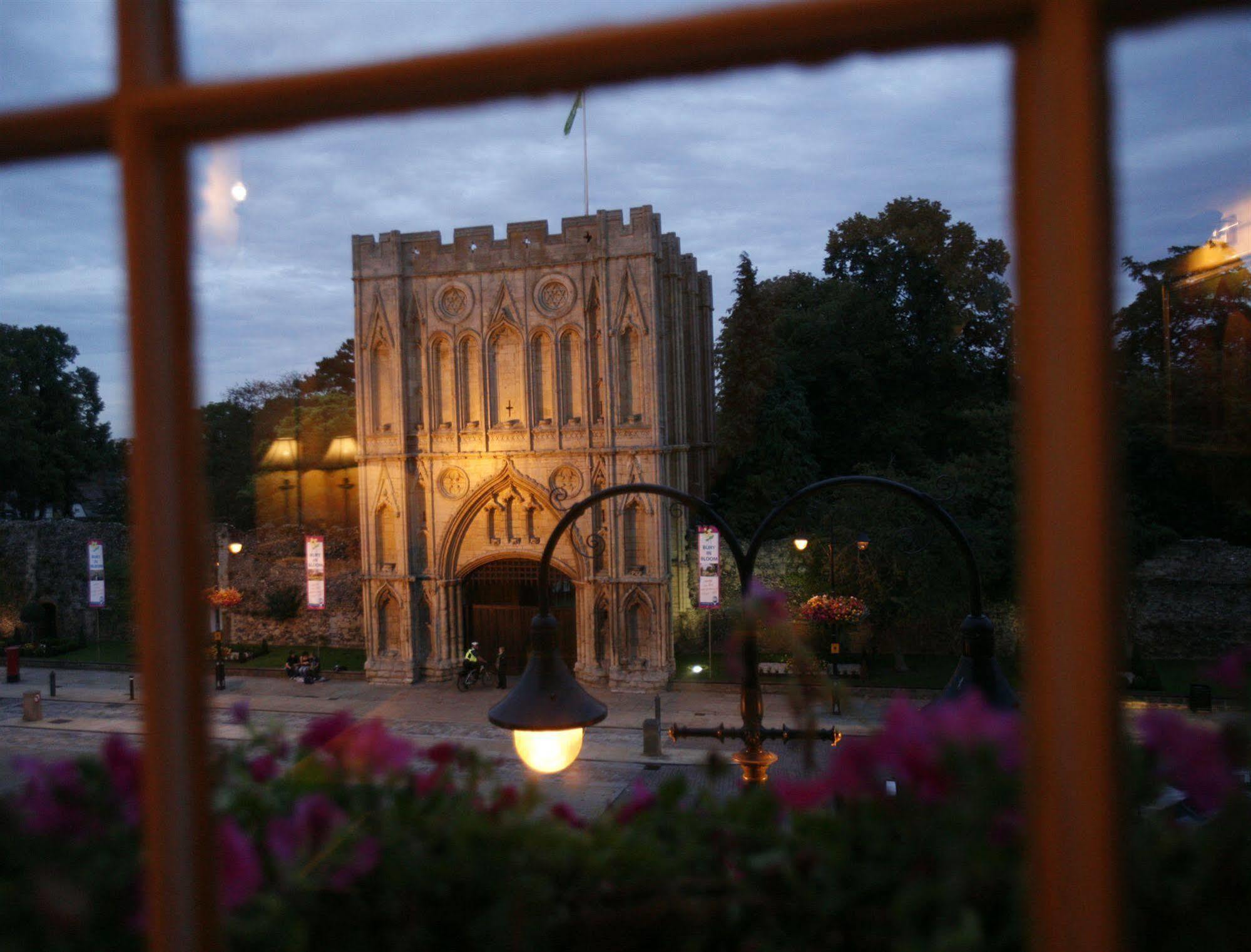 Angel Hotel Bury St. Edmunds Экстерьер фото